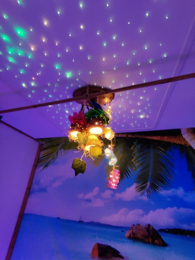 Wonder Room Paraiso Magico Habitacion Nerja Bagian luar foto