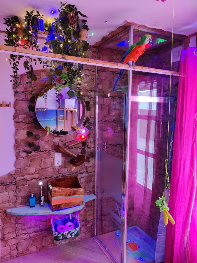 Wonder Room Paraiso Magico Habitacion Nerja Bagian luar foto